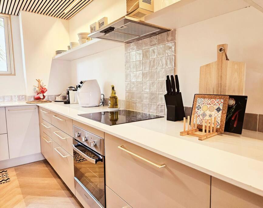Seaside 3 Suites Penthouse With Pool Gym & Bbq Terrace Cap Malheureux Buitenkant foto